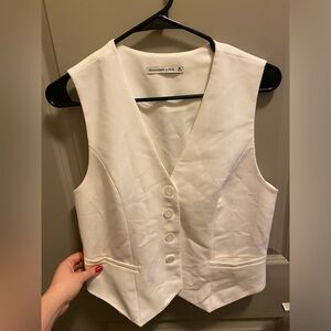 Abercrombie & Fitch Cream Button-Up Vest